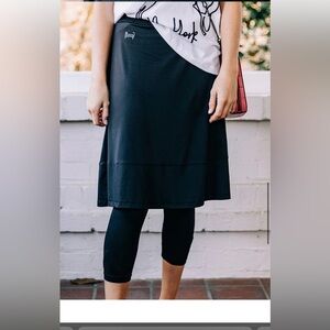 Modest Direct Black Flancy Athletic Skirt